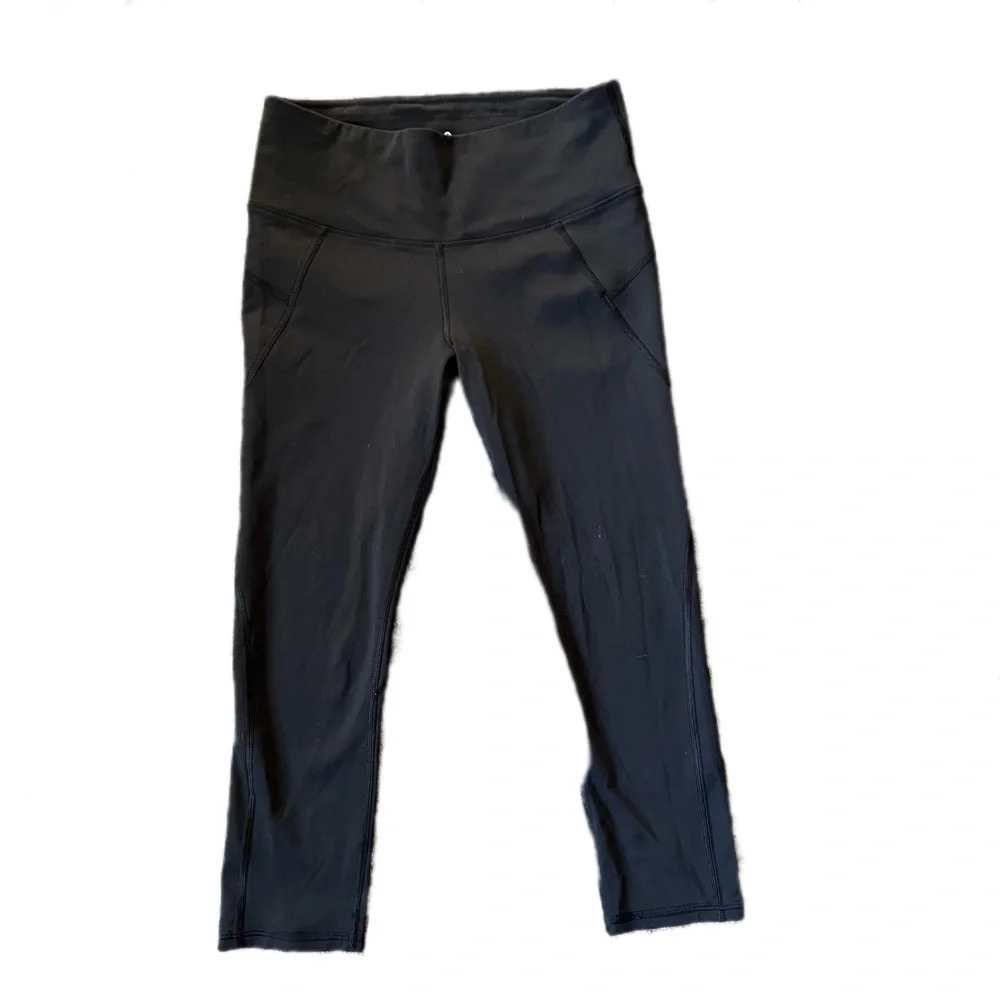 Athleta capri Leggings in black size small style 73345